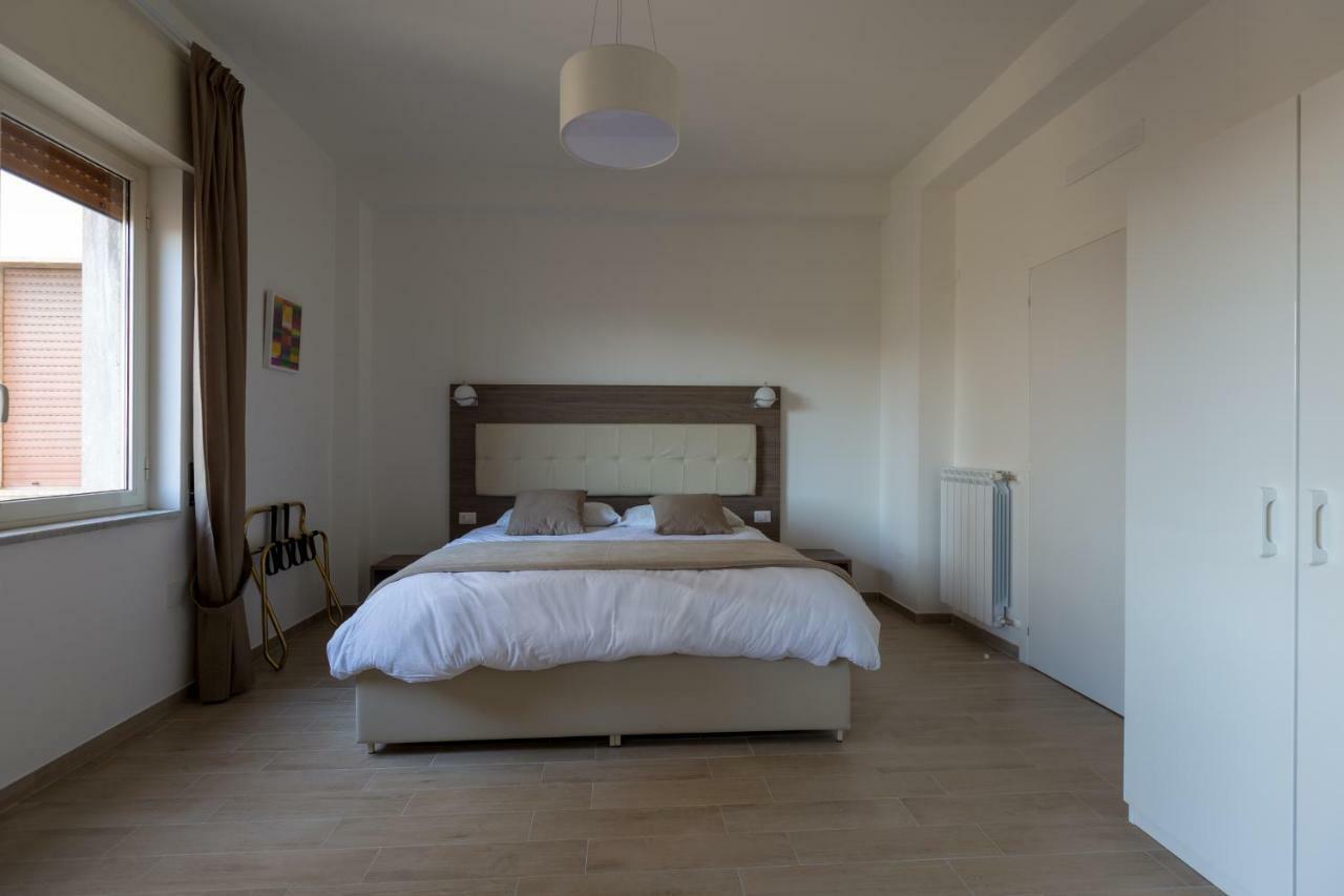 Mergellina Relais Bed & Breakfast เนเปิลส์ ภายนอก รูปภาพ